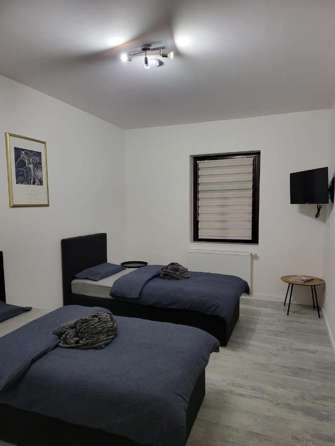 Place To Sleep - Kassel: Direkt An Der Uni Exterior foto