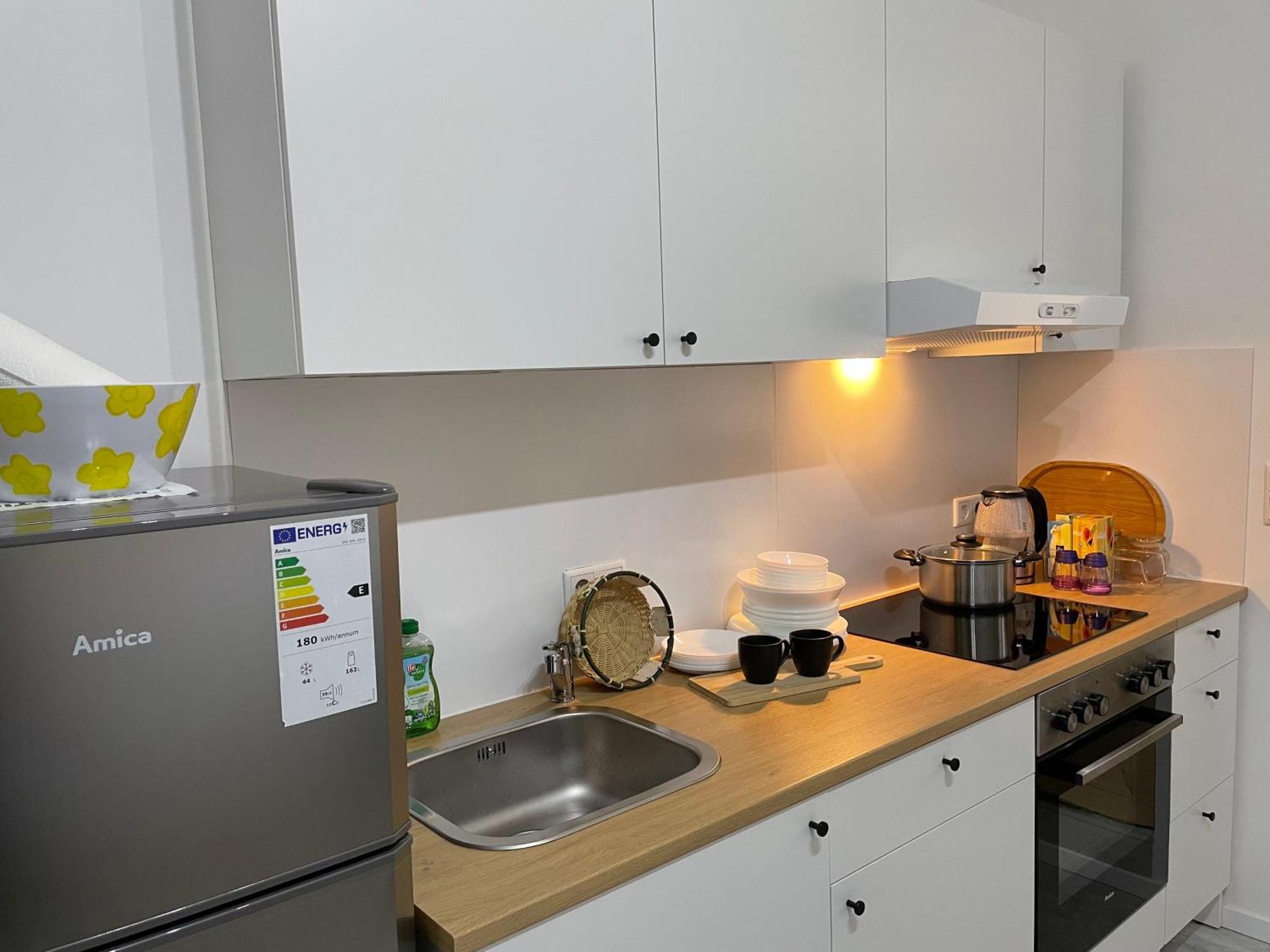 Place To Sleep - Kassel: Direkt An Der Uni Exterior foto